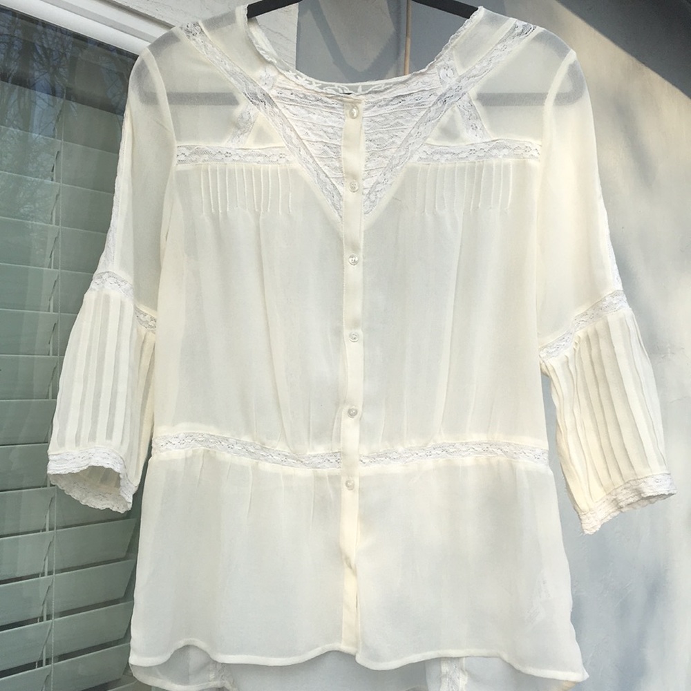 Kimchi Blue Off-White Sheer Lace Pleated Blouse - Picture 1 of 7